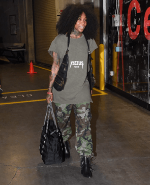 Cappie Pondexter tunnel fashion